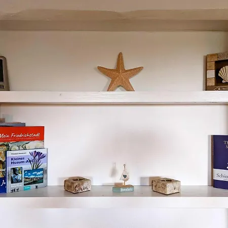 Apartment Ferienwohnung-im-landhaus-am-muehlendeich Vollerwiek
