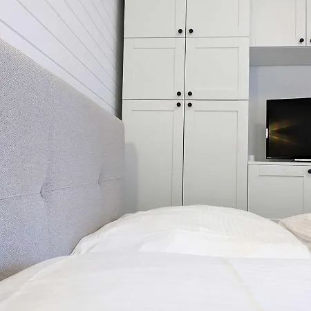 Ferienwohnung-im-landhaus-am-muehlendeich * Vollerwiek